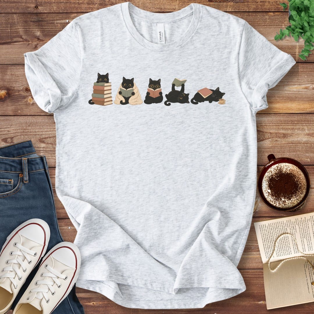 T-Shirt Ash / S Row of Reading Cats Book Lover T-Shirt