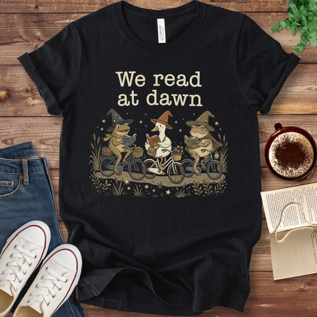 T-Shirt Black / S We Read At Dawn Frog & Goose T-Shirt