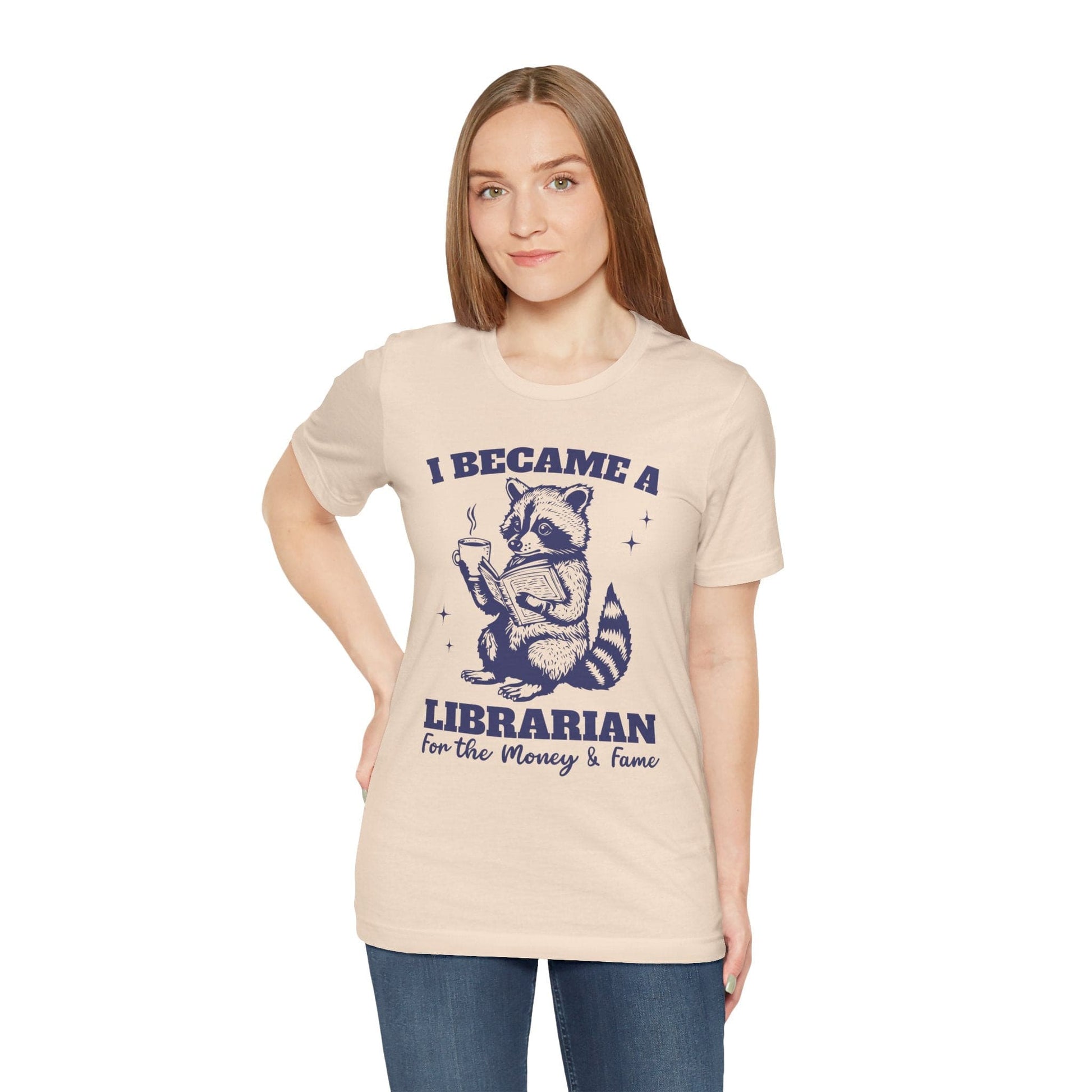 T-Shirt Funny Librarian Raccoon Shirt