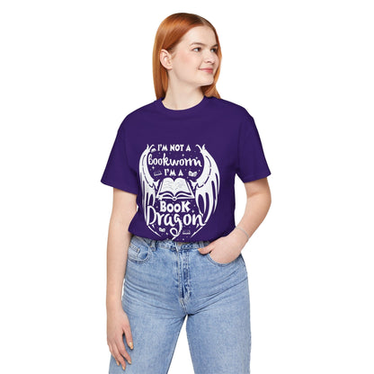 T-Shirt I'm Not a Bookworm I'm a Book Dragon Shirt