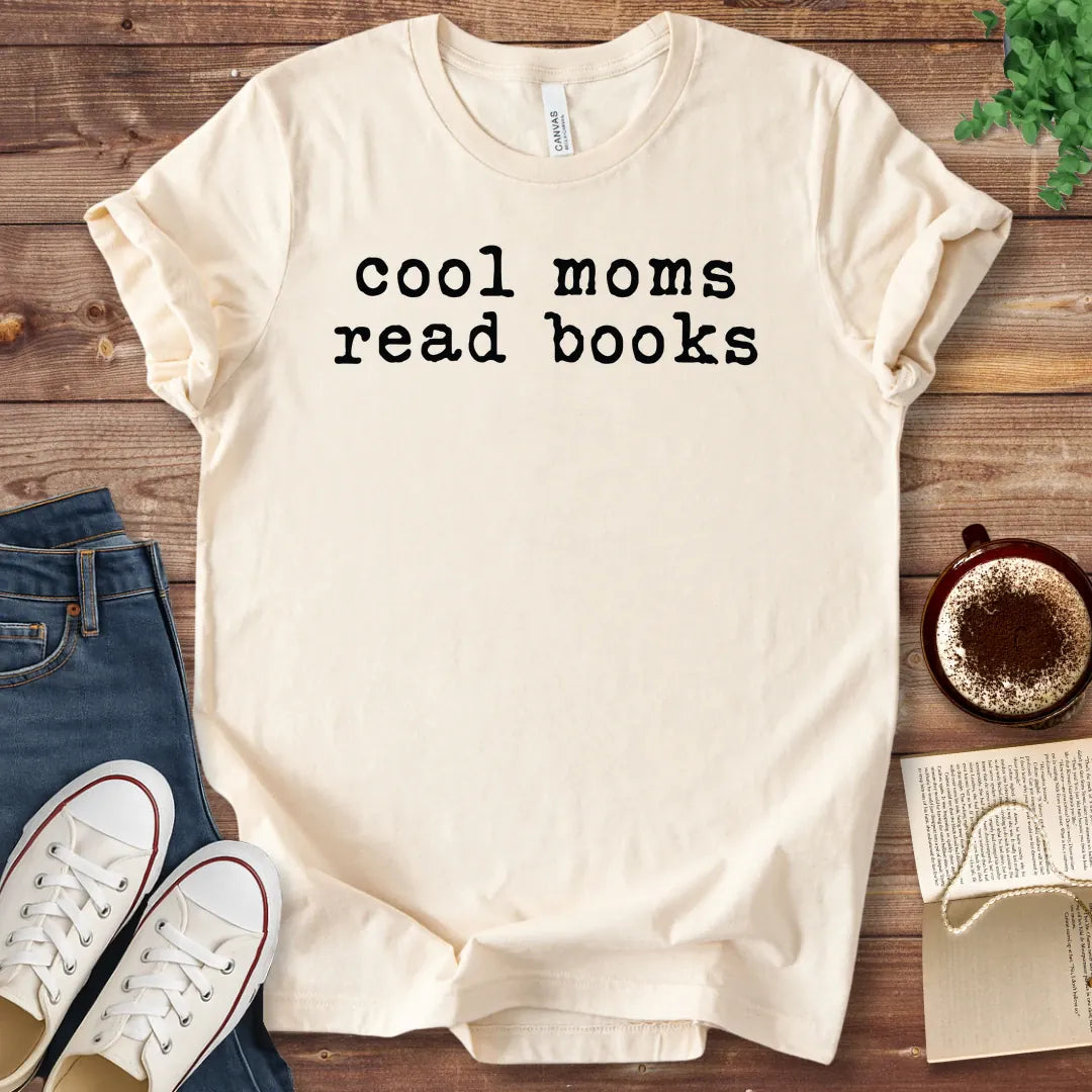 T-Shirt Natural / S Cool Moms Read Books T-shirt
